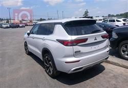 ميتسوبيشي اوتلاندر